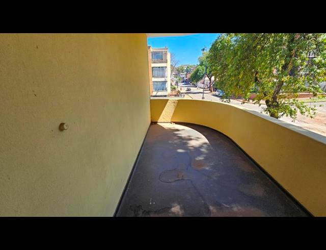 2 BEDROOM APARTMENT FOR SALE IN BELLEVUE